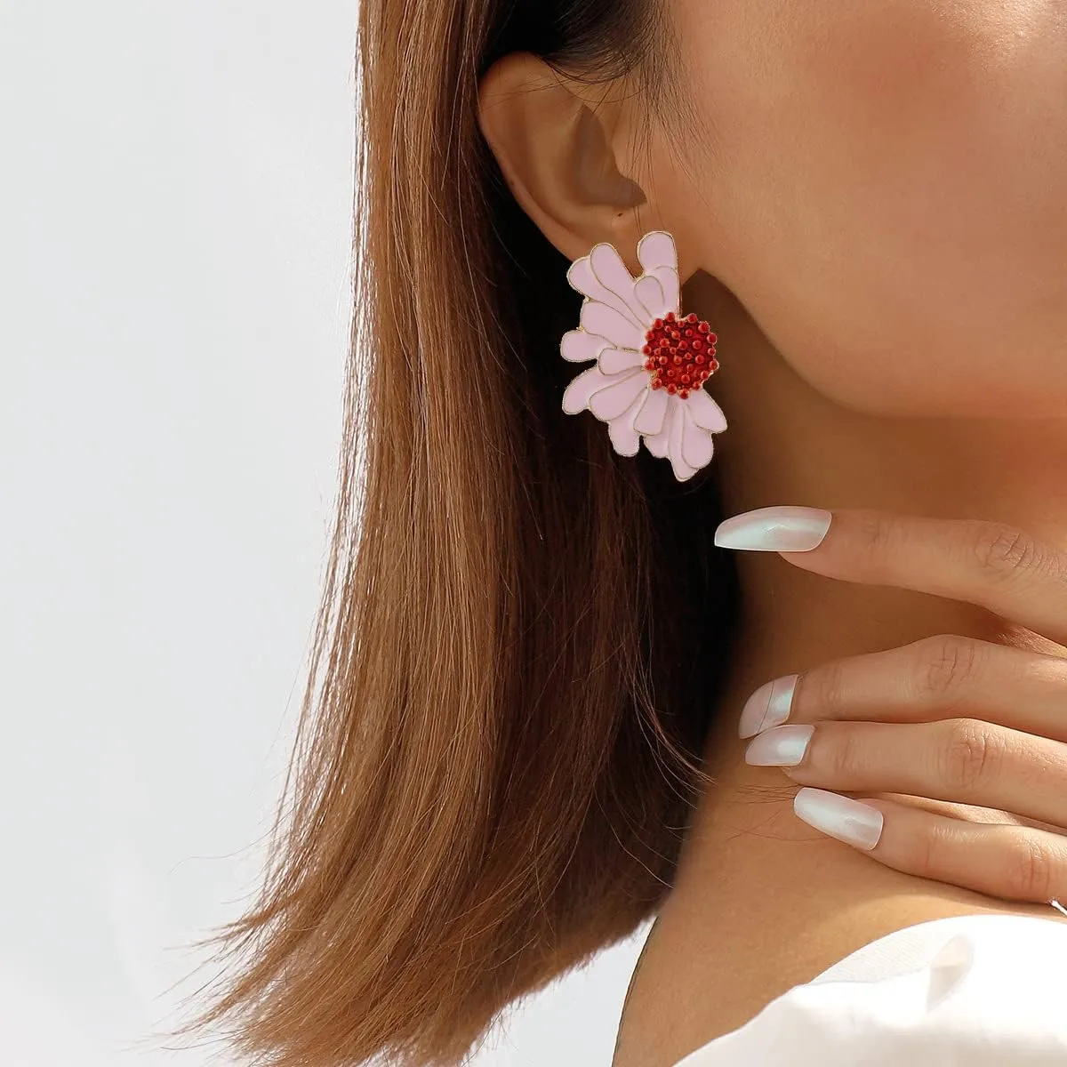 Vintage Flower Earrings Exaggerated Double Daisy Flower Floral Earrings Enamel Flower Stud Earrings Jewelry for Women